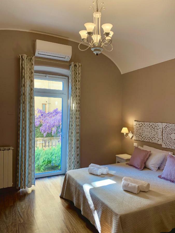 Cernaia Rooms Специя Екстериор снимка