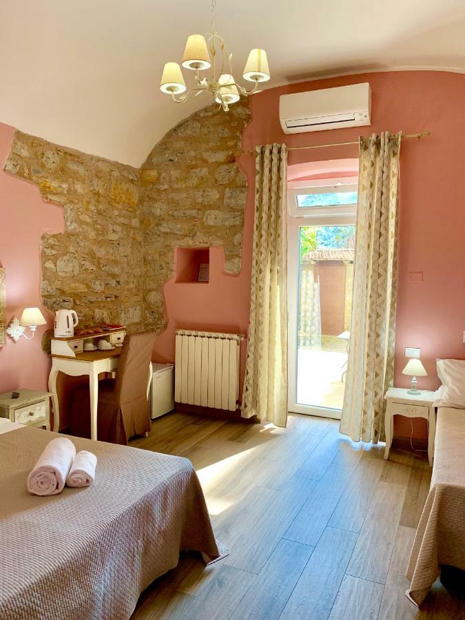 Cernaia Rooms Специя Екстериор снимка